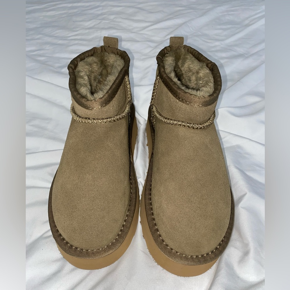 Ugg Ultra Mini Platform